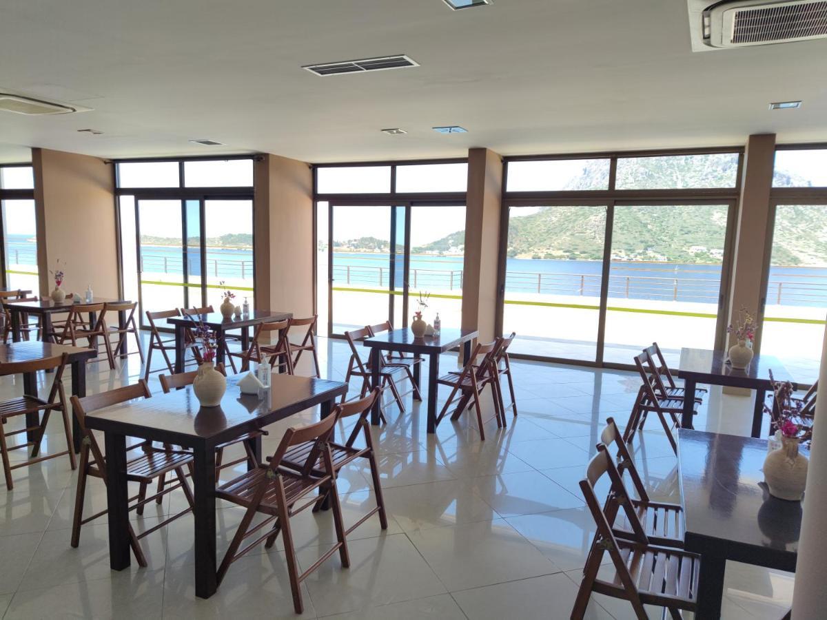 Plaza Hotel Masouri Exterior foto