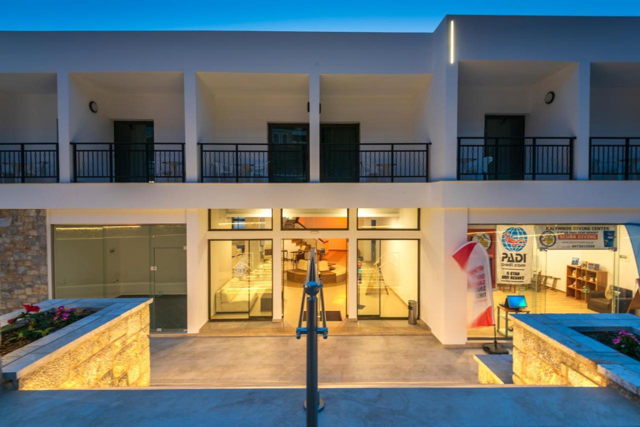 Plaza Hotel Masouri Exterior foto
