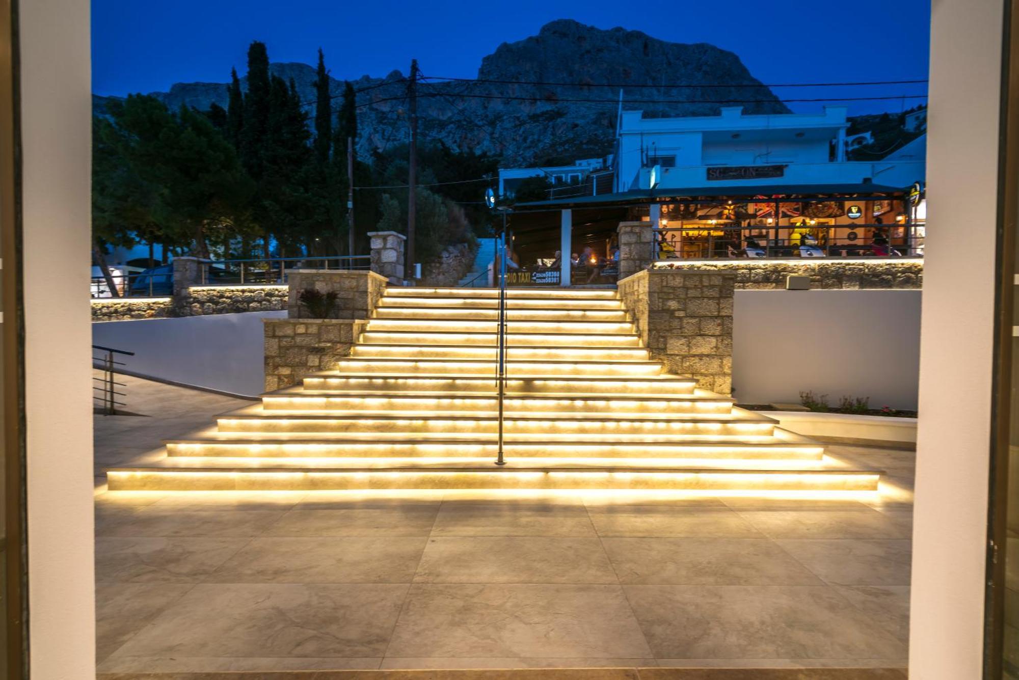 Plaza Hotel Masouri Exterior foto