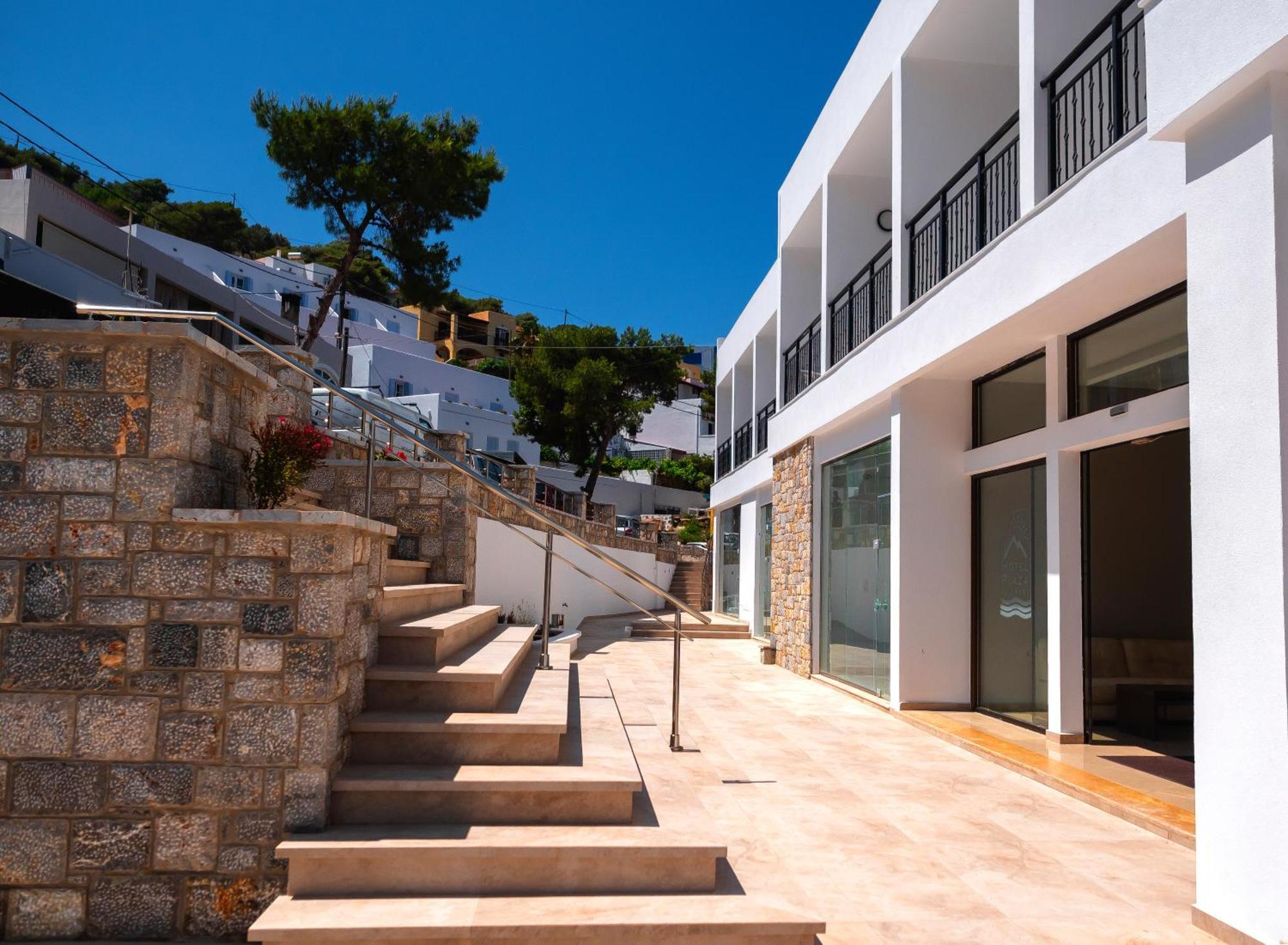 Plaza Hotel Masouri Exterior foto